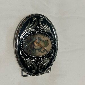 Black and Silver Oval Belt Buckle with Frog Design